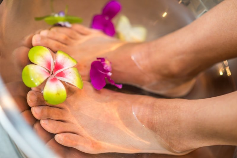 Couple massage at Vachi Spa, Brigade Road Bangalore