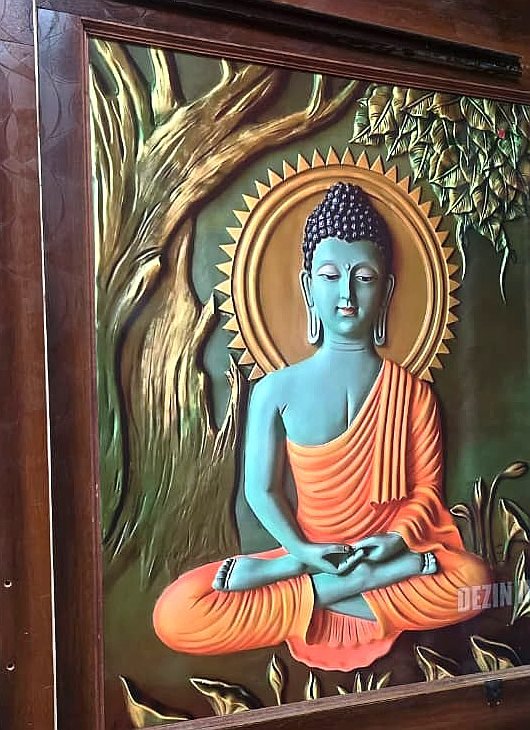 Buddha panel inside Vachi Spa